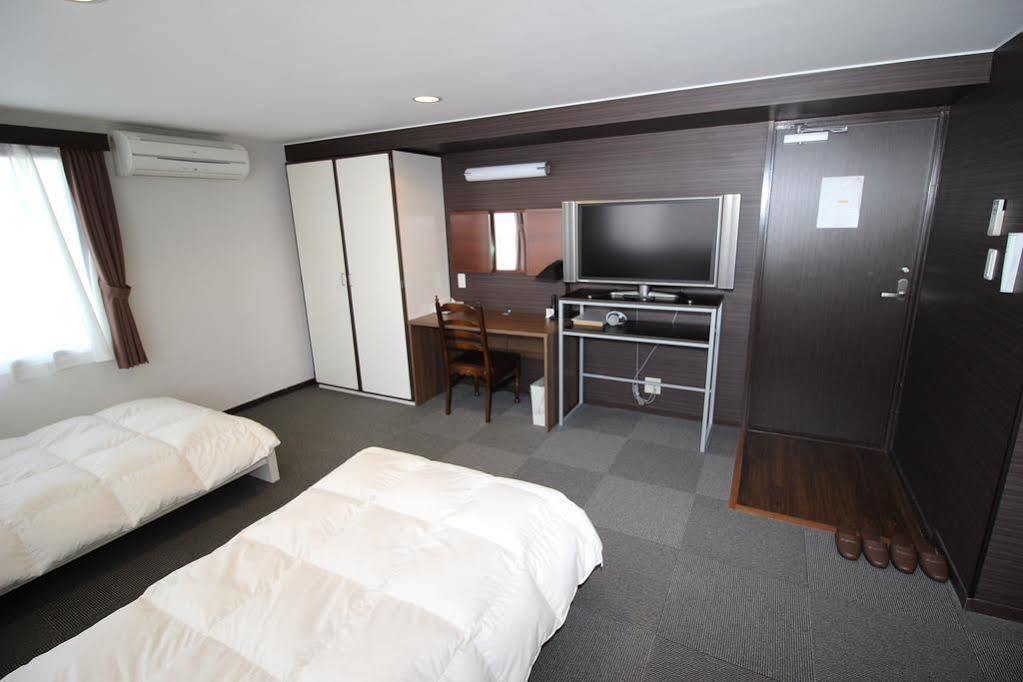 Hotel Chrysantheme קיוטו מראה חיצוני תמונה